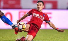 九游体育-建业队员团结一心，成功击败对手的简单介绍