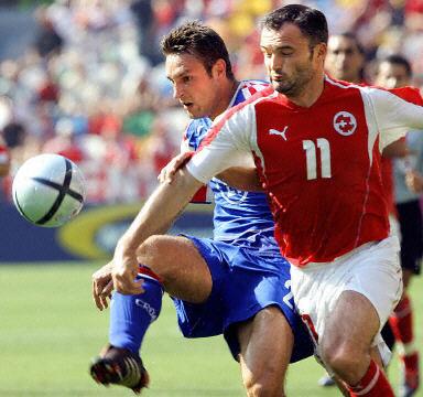 关于瑞士队备战国际足球盛事大比赛的信息