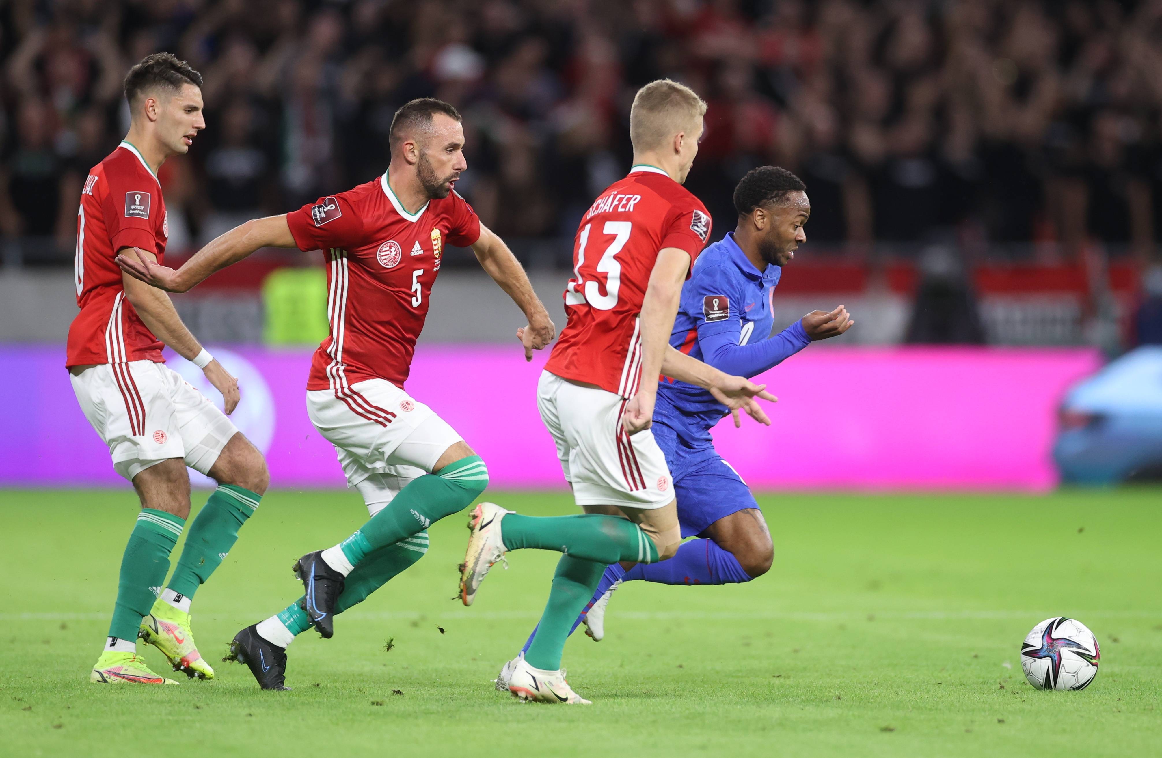 关于瑞士队备战国际足球盛事大比赛的信息