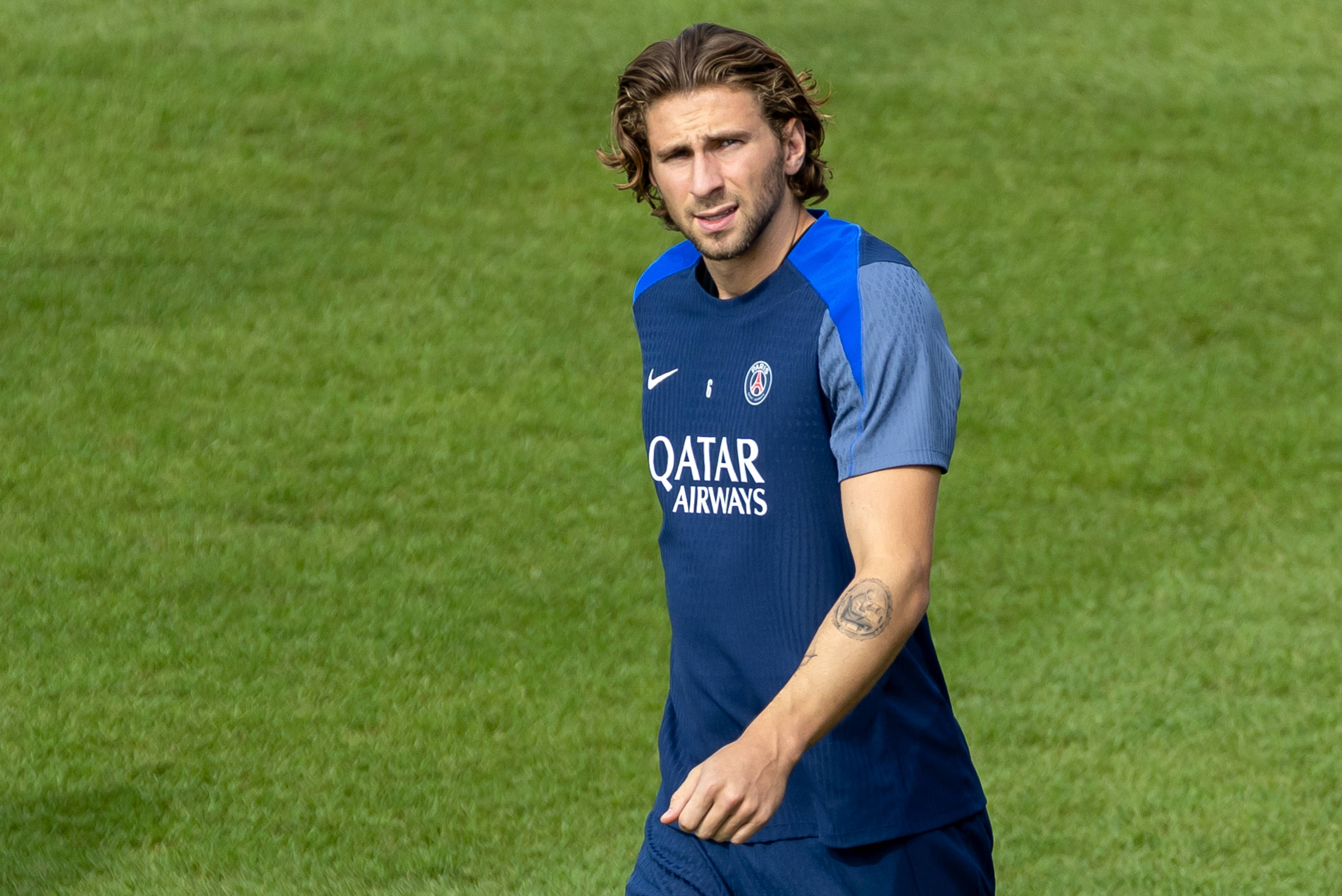 尼姆队员备战,向法甲联赛冠军前进的简单介绍 尼姆队员备战,向法甲联赛冠军前进的简单介绍