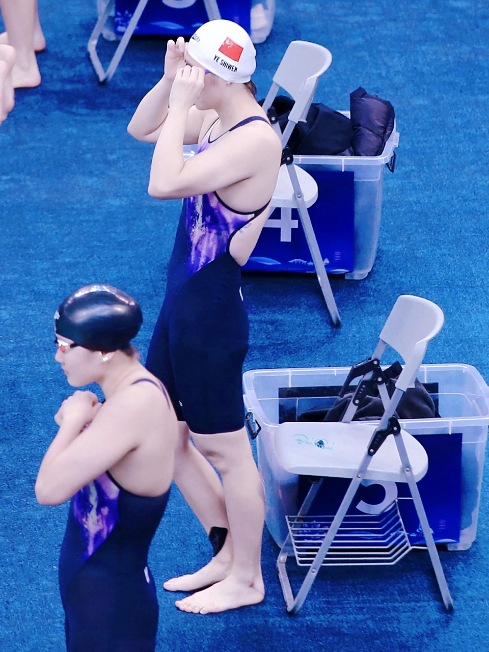 包含斯洛伐克选手勇夺女子400米混合泳银牌的词条