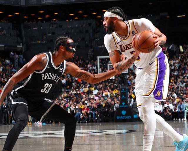 湖人大胜篮网,詹姆斯砍下30+10 湖人大胜篮网,詹姆斯砍下30+10