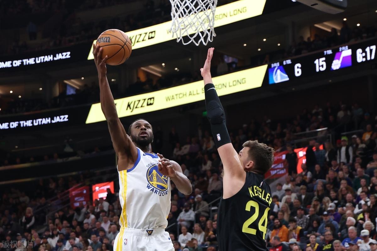 勇士客场大胜爵士,继续保持领先优势的简单介绍 勇士客场大胜爵士,继续保持领先优势的简单介绍