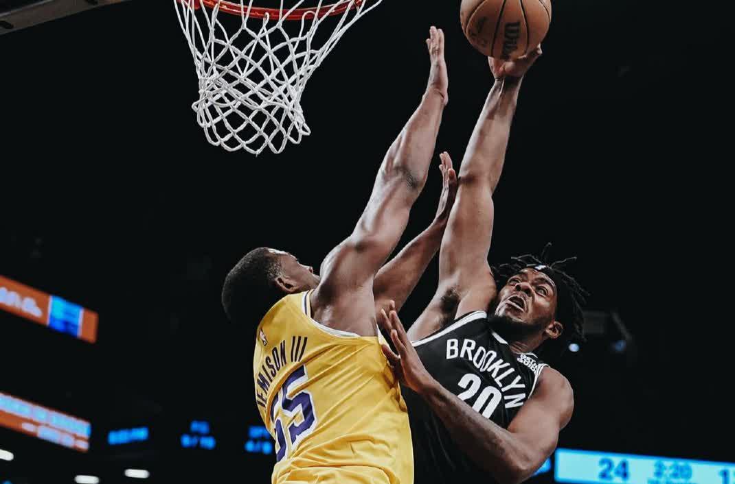 篮网逆转尼克斯，终结两连败